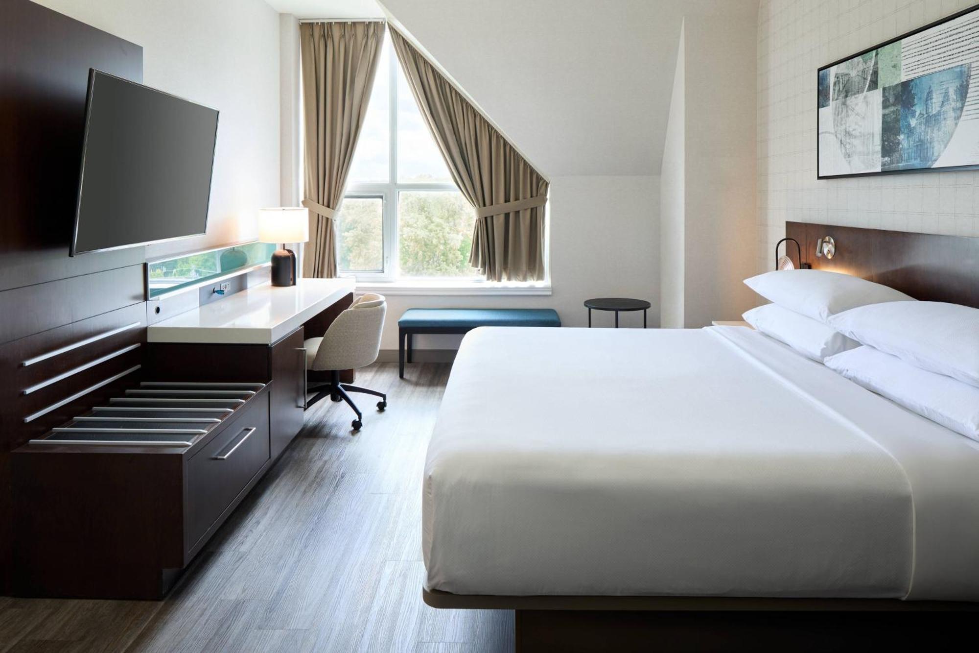 Delta Hotels By Marriott Fredericton Zewnętrze zdjęcie