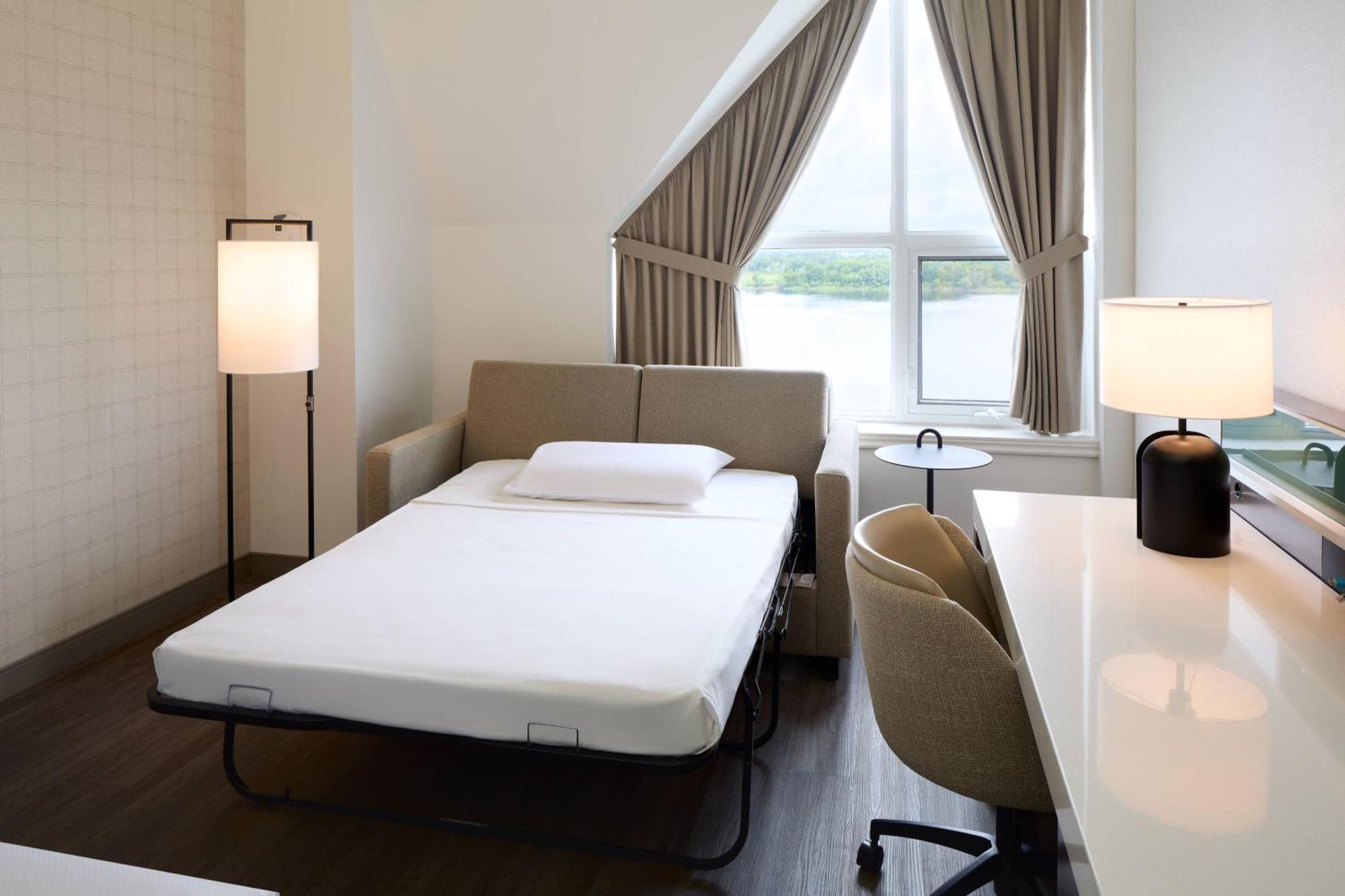 Delta Hotels By Marriott Fredericton Zewnętrze zdjęcie