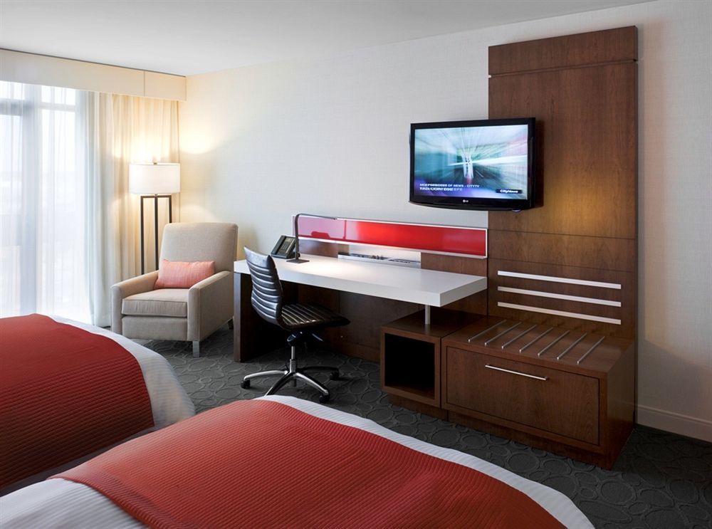 Delta Hotels By Marriott Fredericton Zewnętrze zdjęcie
